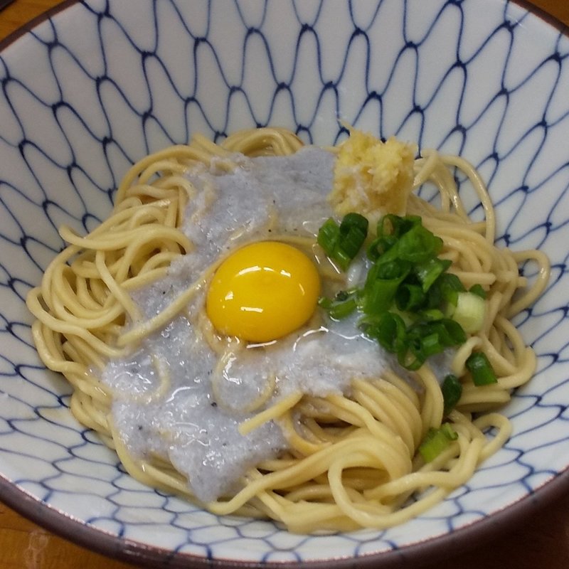 白魚の和え麺~鶉卵山葵醤油がけ~(ラーメン専科 竹末食堂)