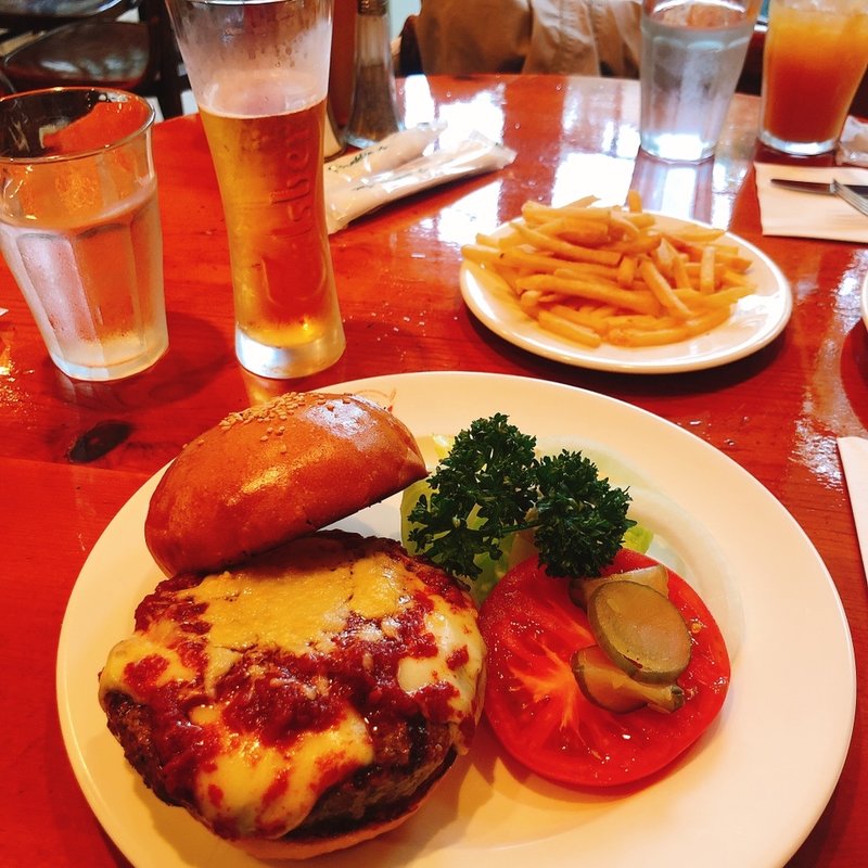 オー・ソレ・ミオ(Large)(7025 フランクリン アベニュー)