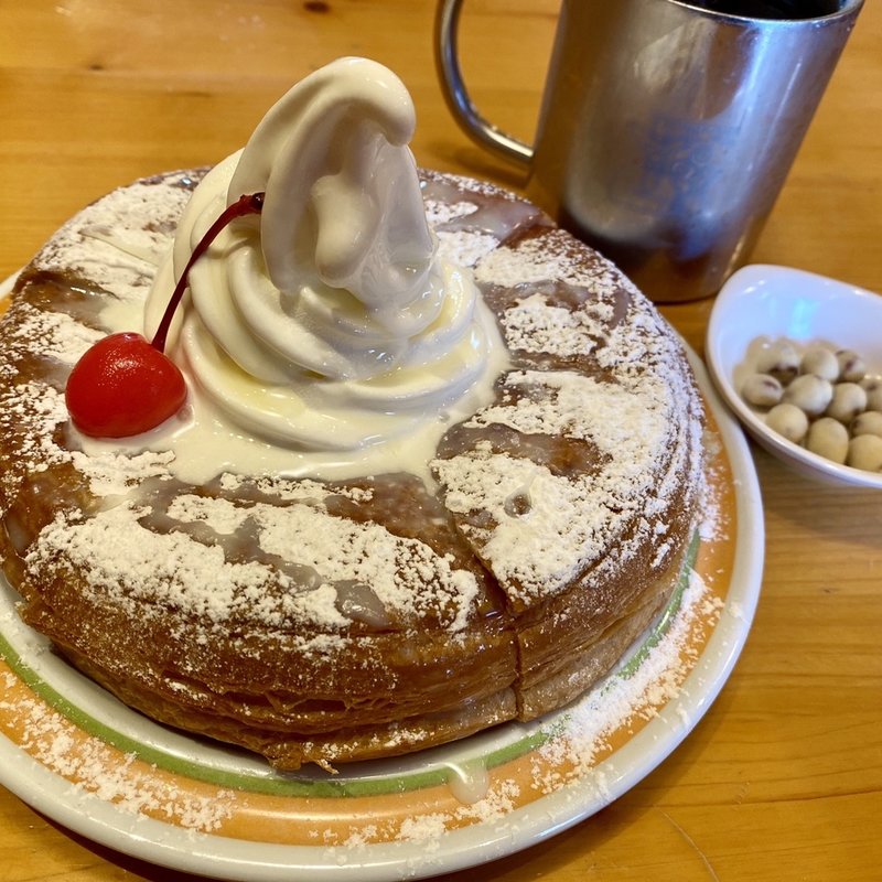 まっしろノワール(コメダ珈琲店 横浜中田店)