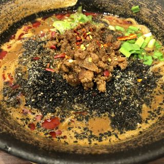 黒胡麻坦々麺(麺屋空海 品川グランパサージュ店)