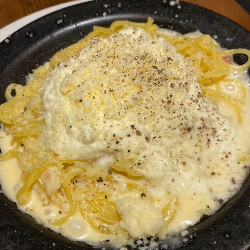 チーズチーズチーズパスタ(Italian Kitchen VANSAN)