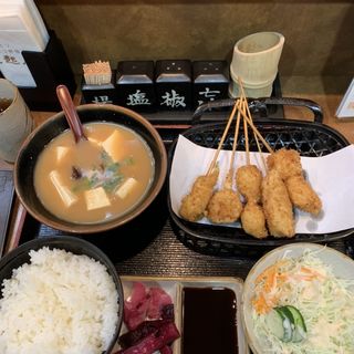 湯とうふ定食(正起屋 阪急三番街店 （まさきや）)