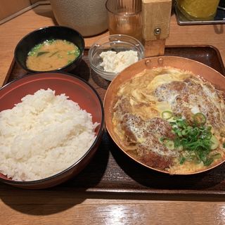 特ロースかつ丼ポテサラ定食(祭太鼓 阪急三番街店 )