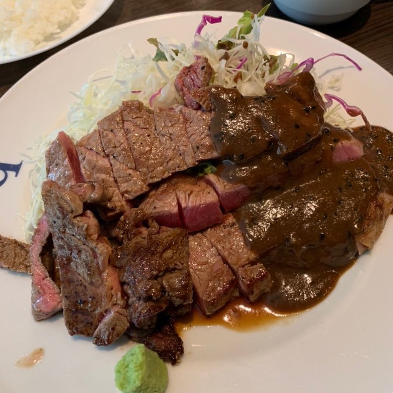 ステーキランチ(300g)(キャトルラパン （quatre lapin）)