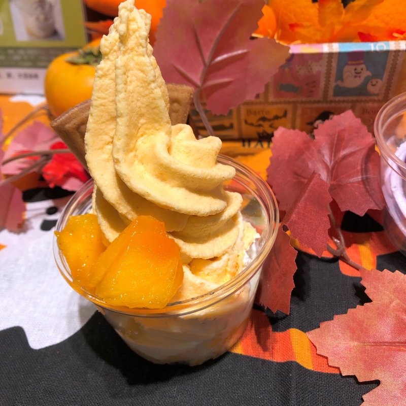 柿ソフトクリーム(サン・フルーツ 日本橋三越本店)