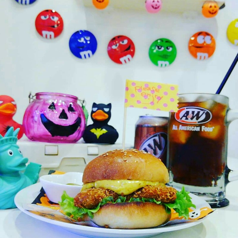 タルタルカレーアジフライバーガー(13Diner)