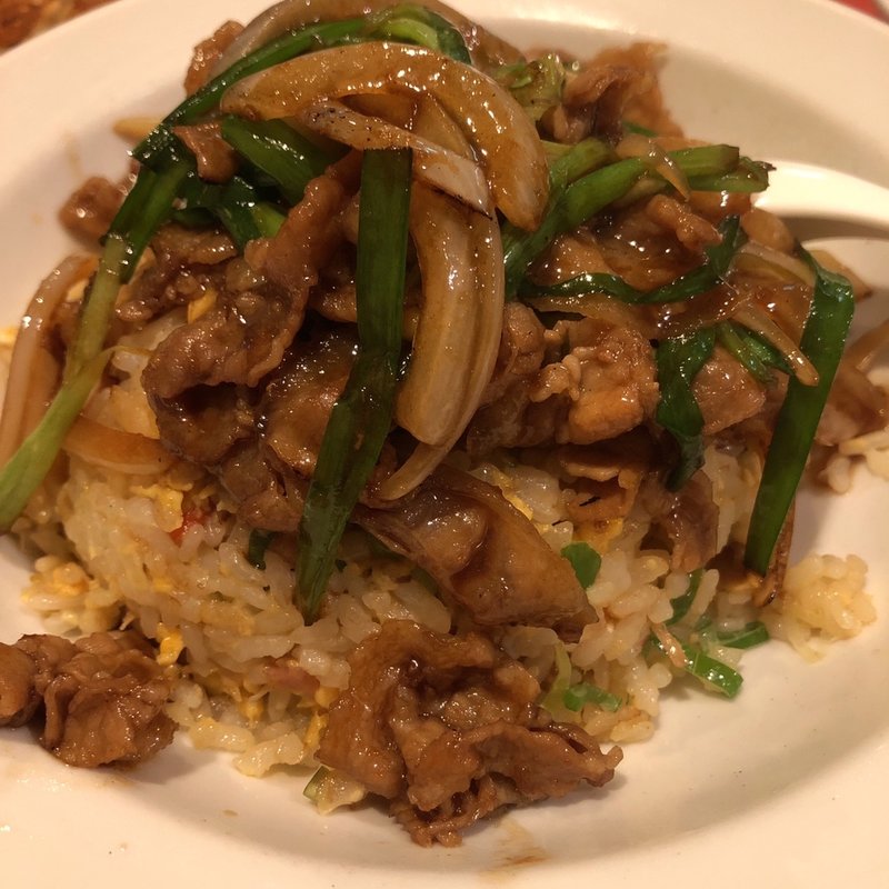 肉チャーハン(中華楼)