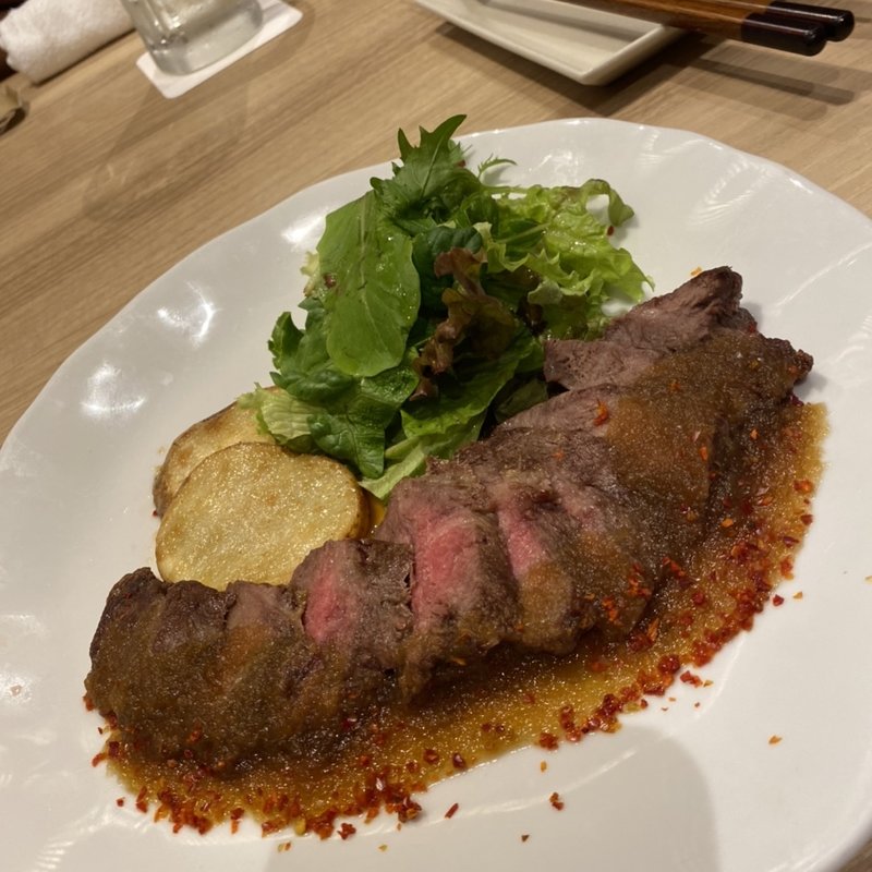 特選牛ミスジのステーキ(全席個室　鮮や一夜　京都駅前店)