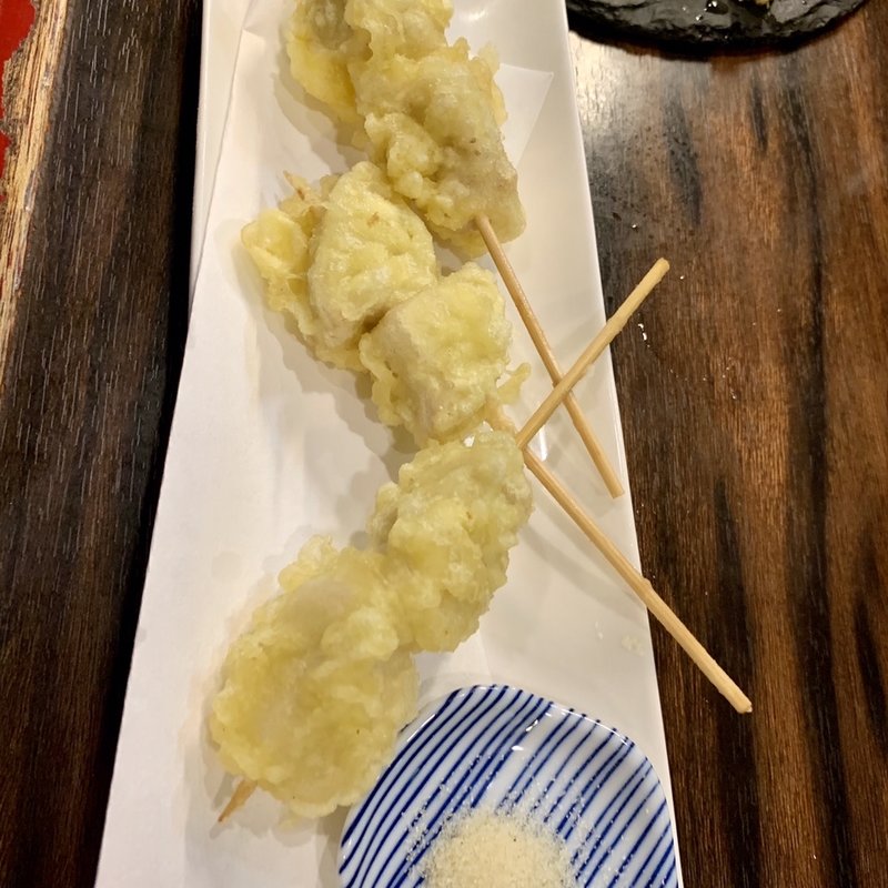 まぐろの白子天ぷら串(まぐろ工房・くろば亭)