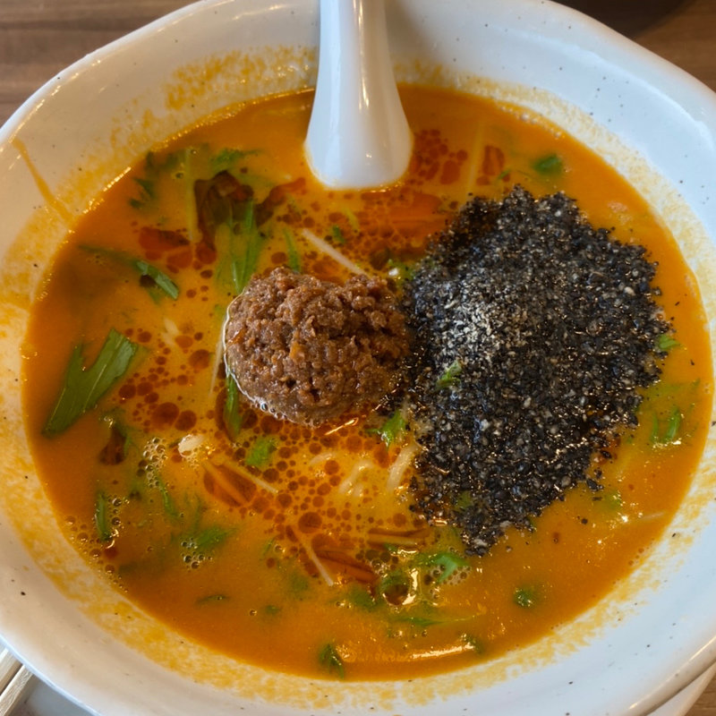 黒ごま坦々麺(ちりめん亭 ぎふながもり店 )