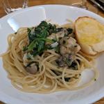 超こだわり塩味！牡蠣とホウレン草のペペロンチーニスパゲッティ(トラットリア ラ マルゲリータ )