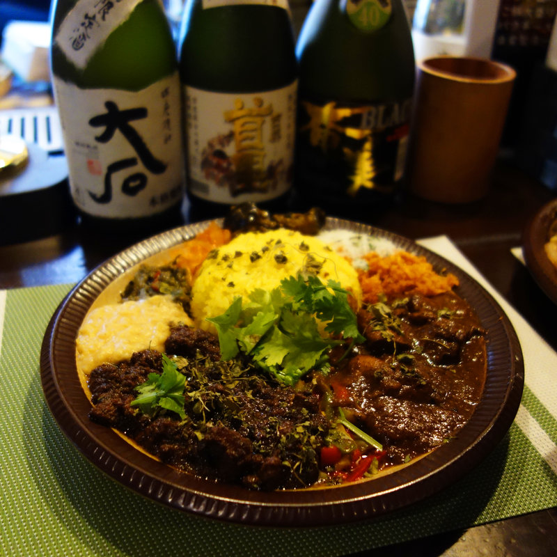 あいがけカレー(和平カレー(かずへいカレー))