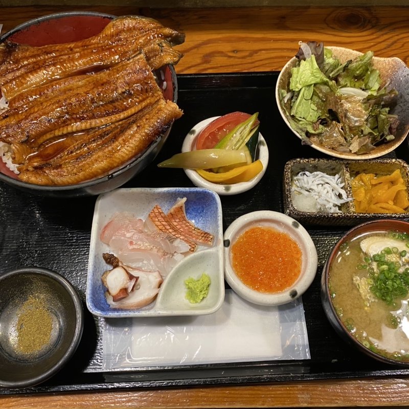 うな丼&刺身4種定食(魚と酒 はなたれ 人形町店)