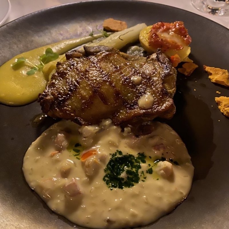 銘柄鶏のグリエ、クリームソース　バーボンの香り(ブルーバイユー・レストラン(ディズニーランド))