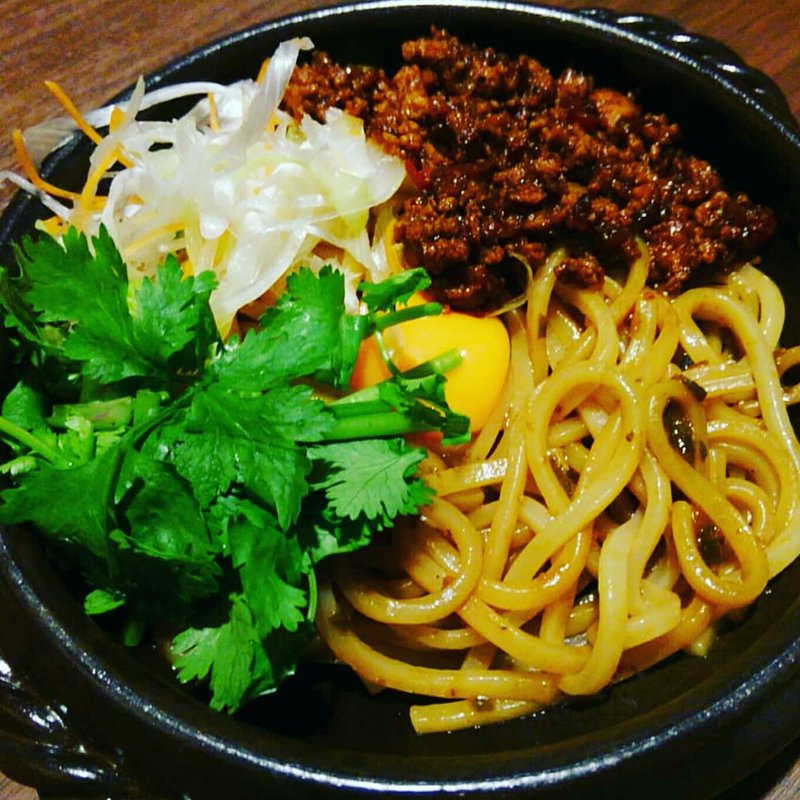 鶏そぼろの辛まぜそば(さつま極鶏専門店 だいまおう)