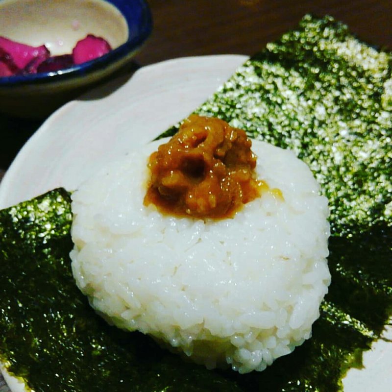 鶏みそおにぎり(さつま極鶏専門店 だいまおう)