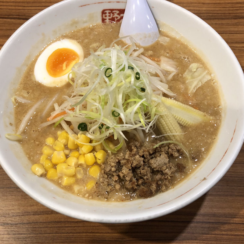 野菜のせラーメン味玉トッピング(野方ホープ 川崎元住吉店)