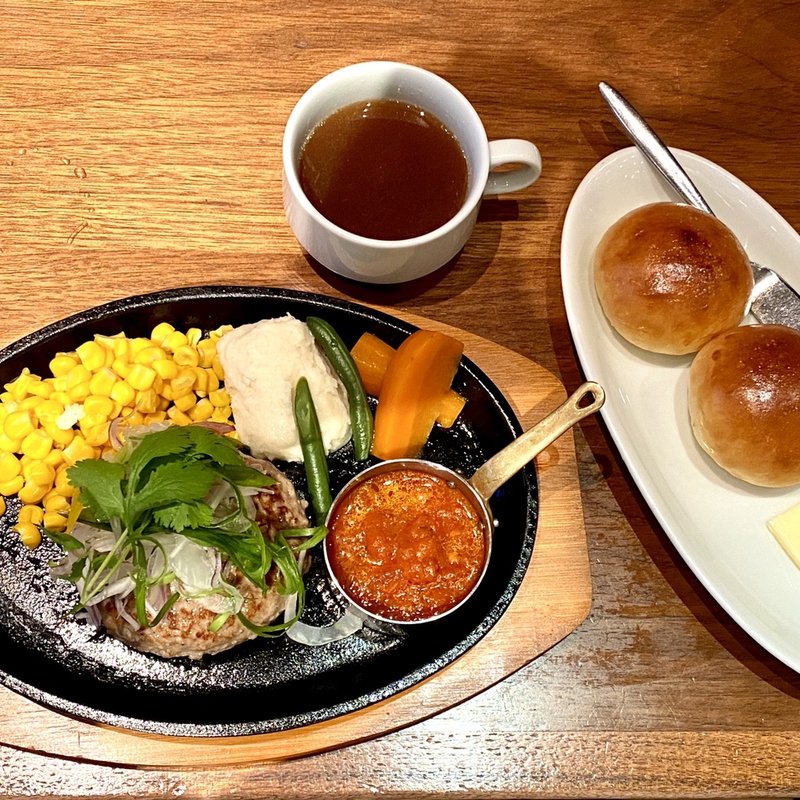 日替わりハンバーグ(グリル大宮)