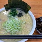 ラーメン(カマリヤ大将)