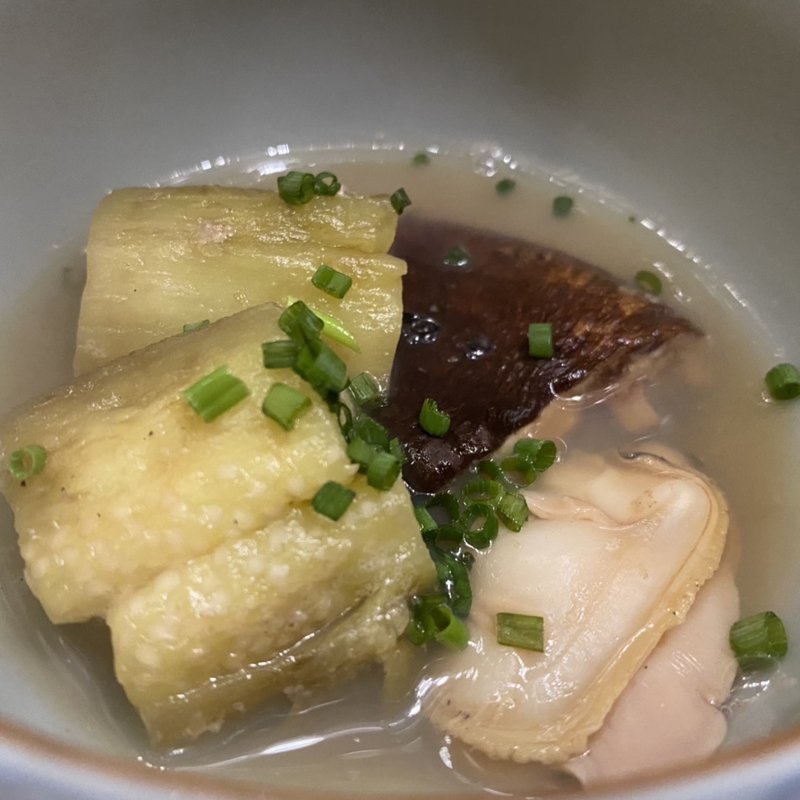 焼き茄子とアサリの煮浸し(ル･マロニエ)