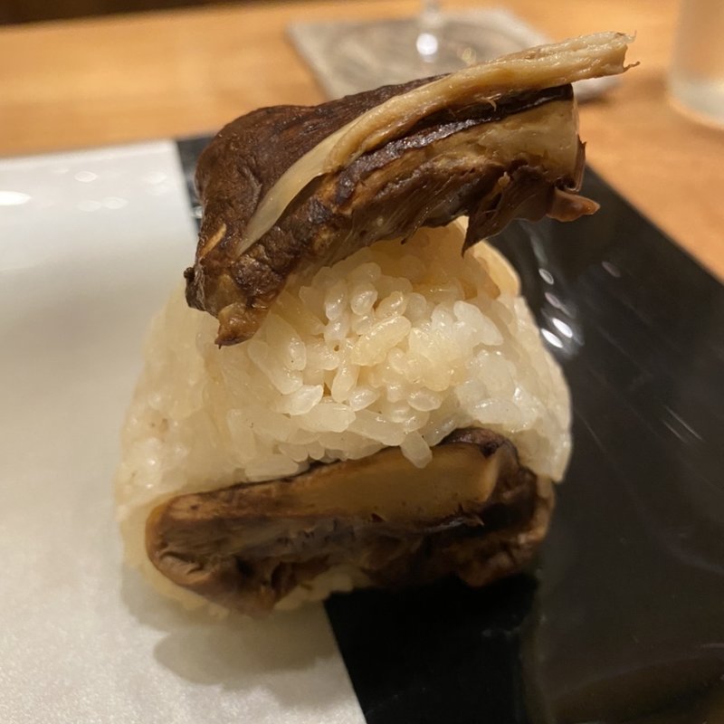 締めのおにぎり(ル･マロニエ)