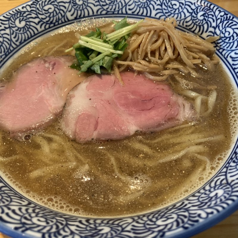 煮干しらぁ麺(らぁ麺屋 はりねずみ)