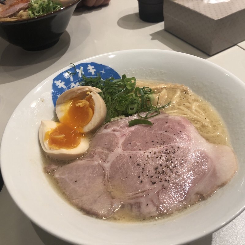 鶏白湯ラーメン(らーめん まぜそば 僕らのキラメキ -近畿大学-)