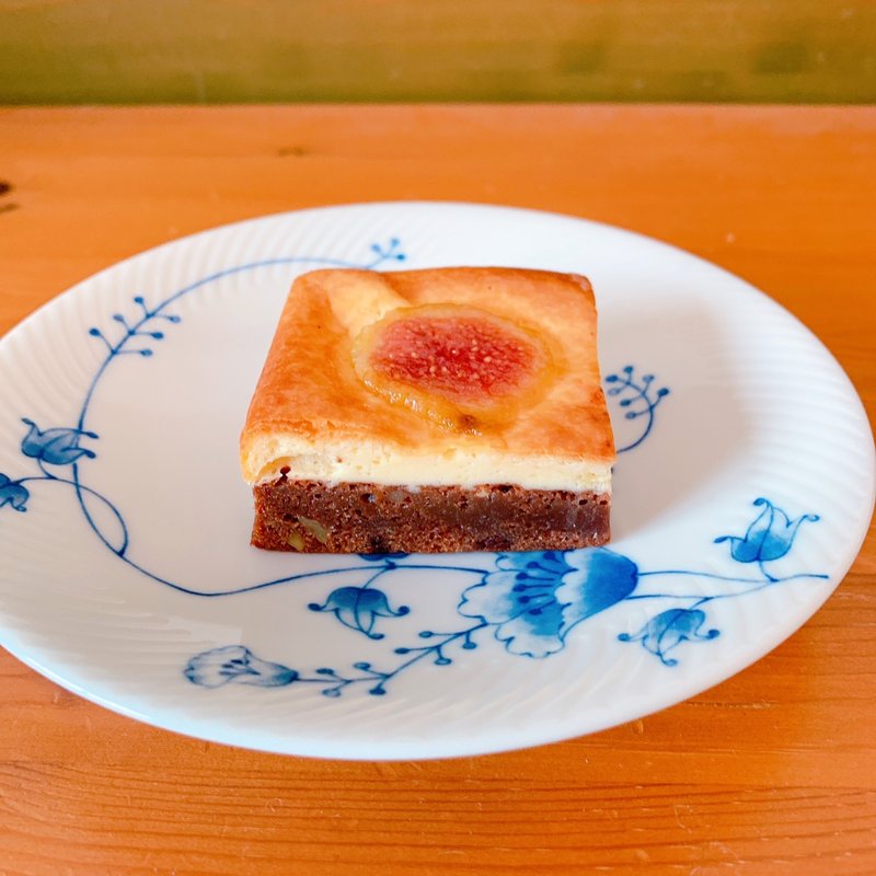 イチジクのチーズブラウニー(ローズマリー)