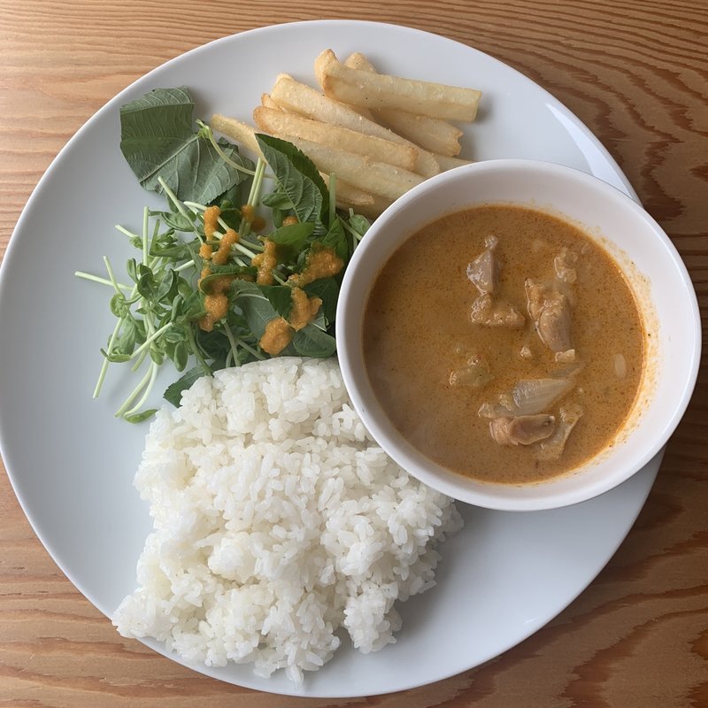 マッサマンカレー(Buena Kitchen)