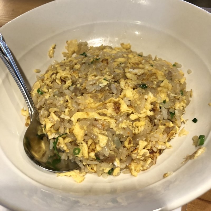 半チャーハン(麺家ぶらっくぴっぐ )