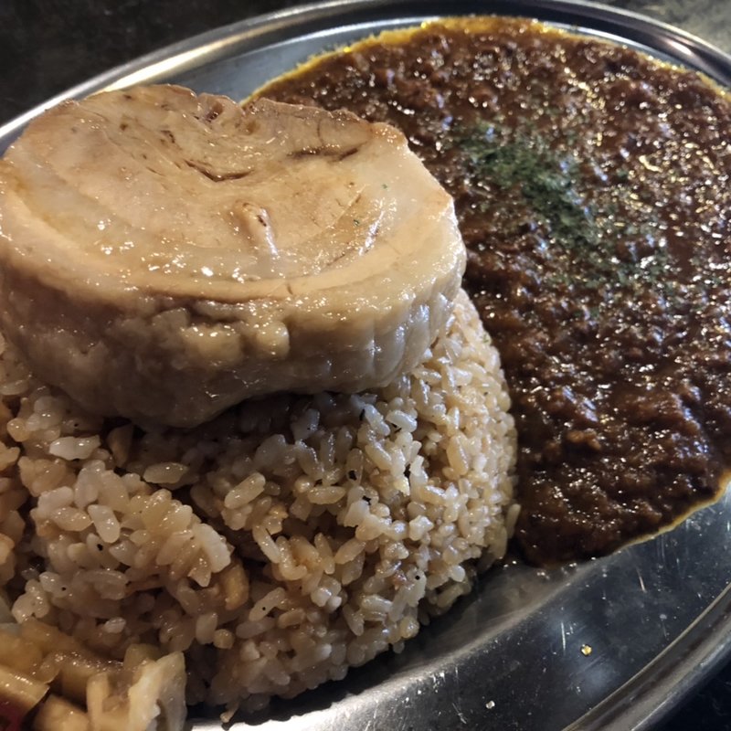 しまじろうカレー（ガーリックライスに変更）(ホルモン しま田 )