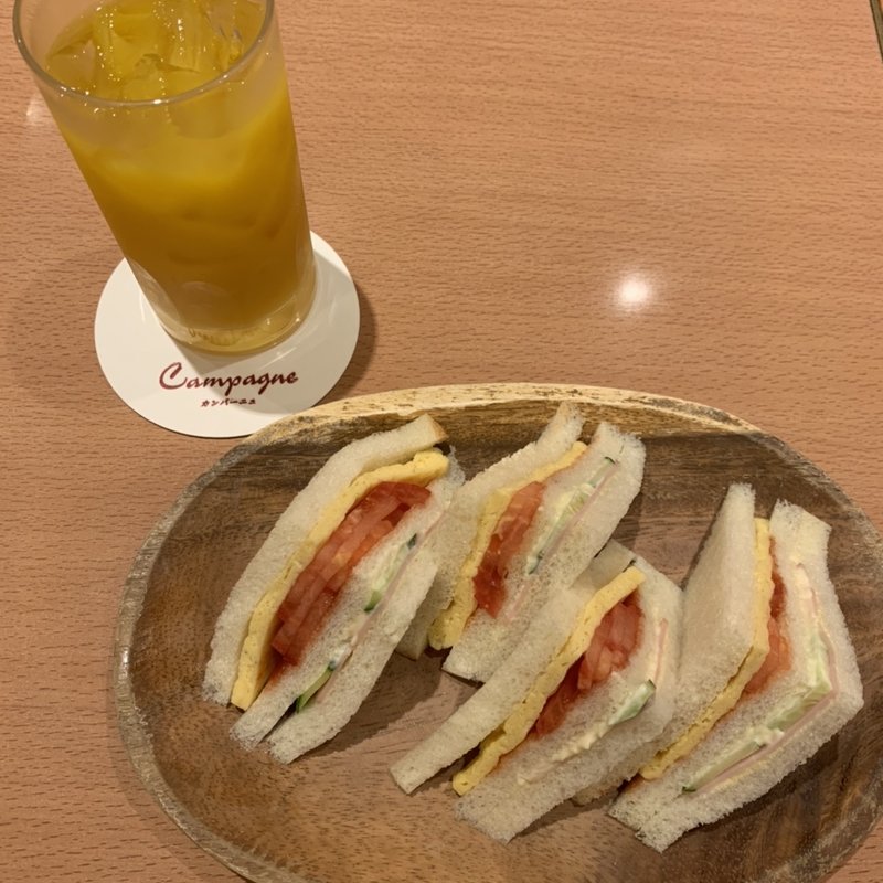 モーニングセットミックスサンド(カンパーニュ ワイン酒場)