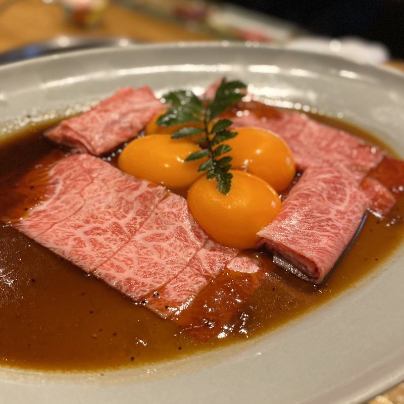 名物 月見三筋 ユッケ風(まぼたん)