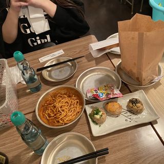 駄菓子食べ放題(お通し)(6年4組 渋谷第一・第二分校)