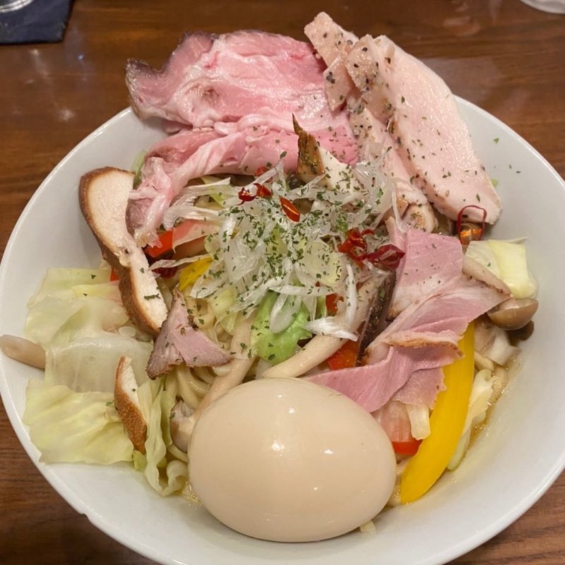 きのこのペペロンチーノまぜそば(コジーナ邸)