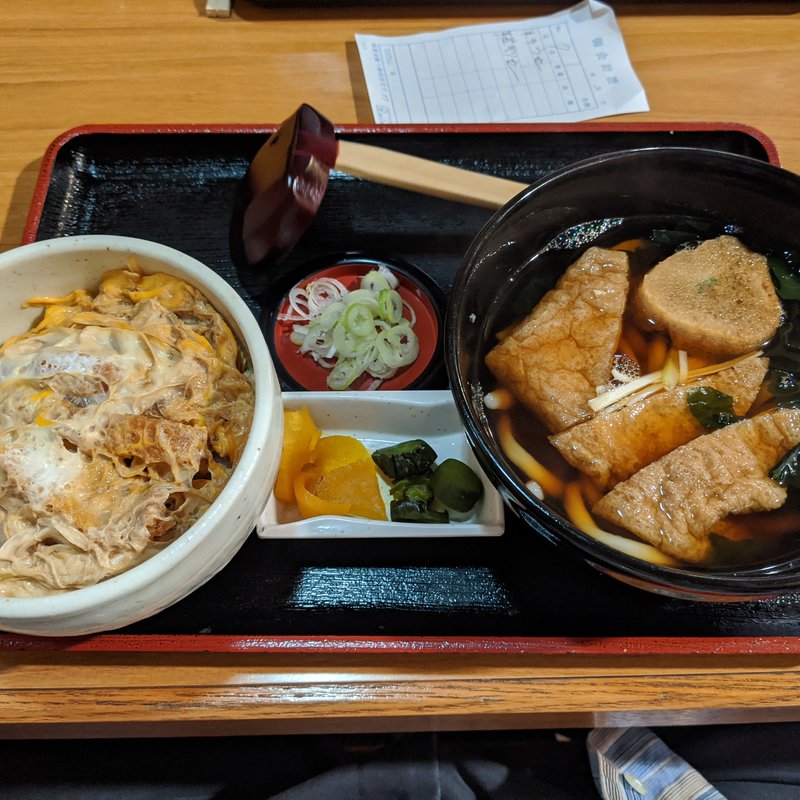 半きつねうどん＋かつ丼(一力 蒲田店)
