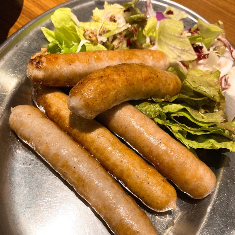 やまと豚ソーセージ3種盛り(怪獣酒場 新橋蒸溜所)