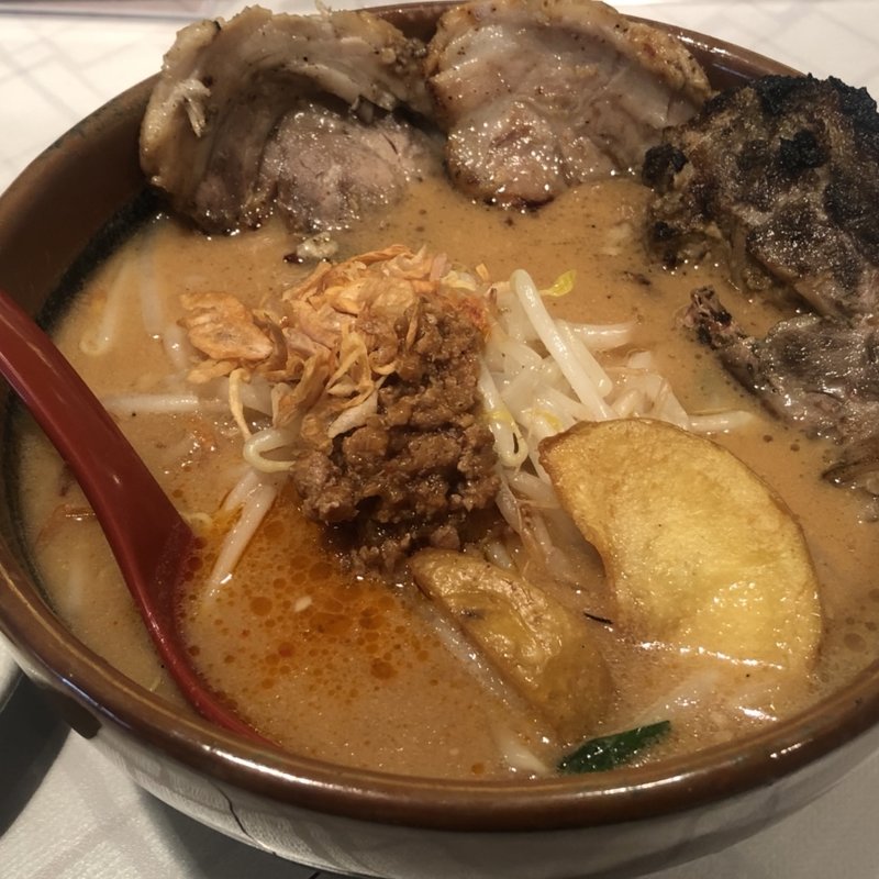 味噌漬け炙りチャーシュー麺(麺場 田所商店 WBG店)