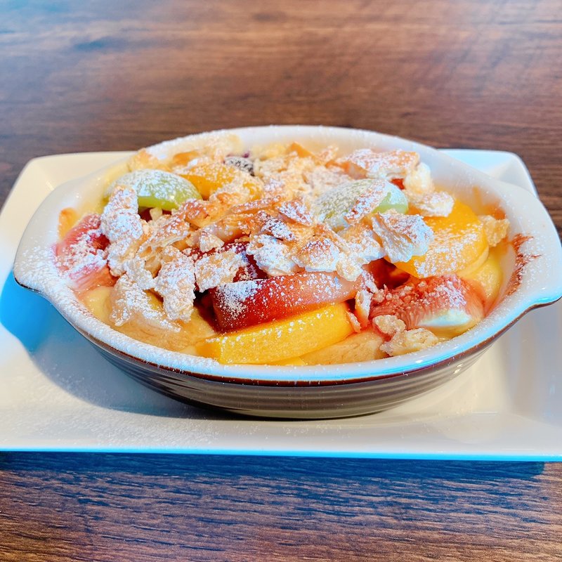 気まぐれフルーツグラタン(and F CAFE )