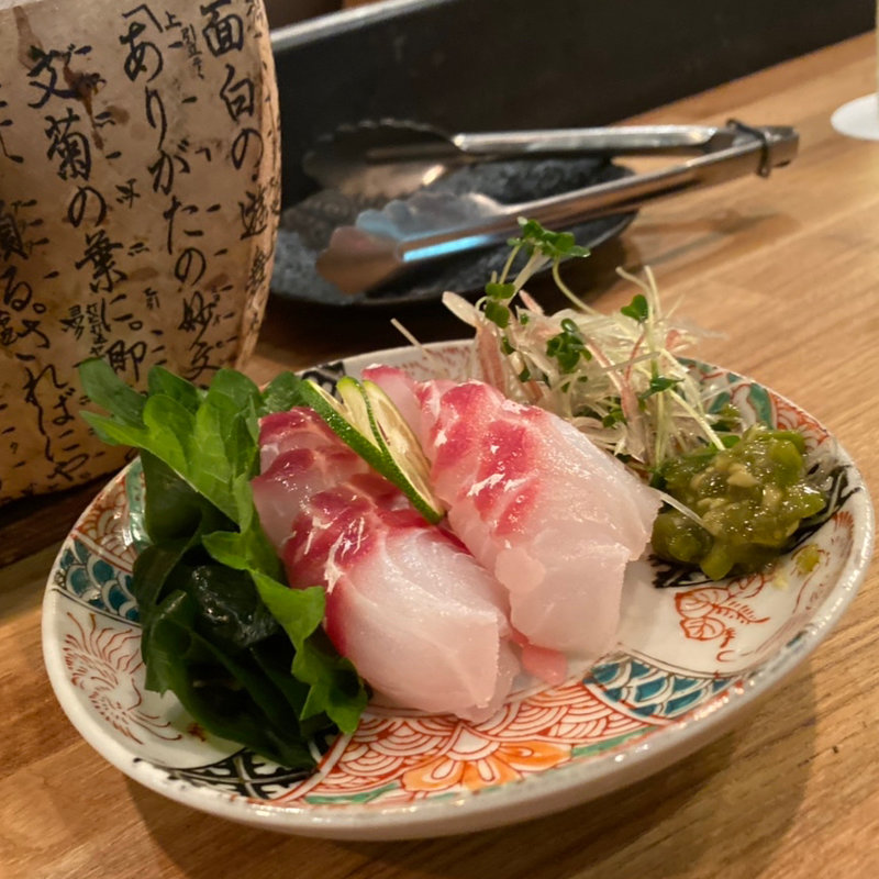 鯛のお造り(87食堂)