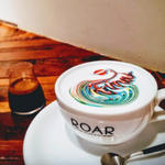 カフェラテ レインボー(ロアーコーヒーハウス＆ロースタリー （ROAR Coffee House & Roastery）)