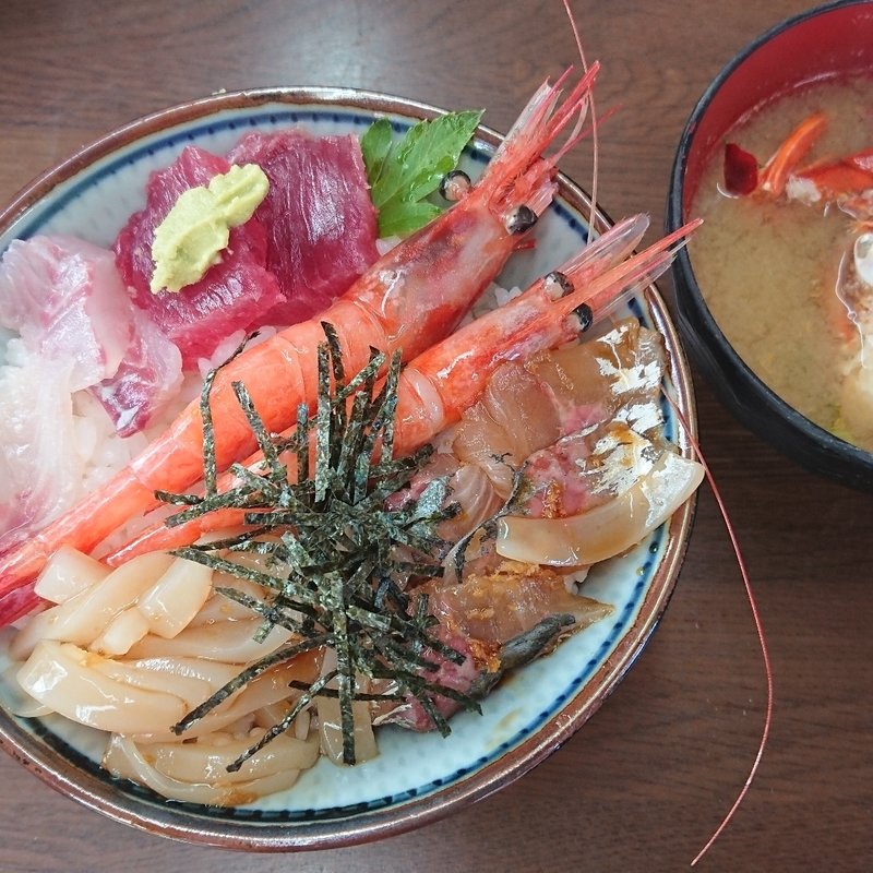 三色丼(お食事所大屋)
