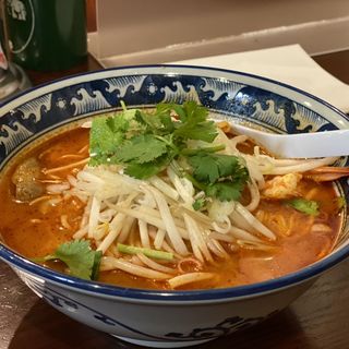 トムヤムクンラーメン（エビのせ）(ティーヌン赤坂店)