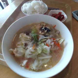 カルビースープ定食(うめちゃんキムチ )