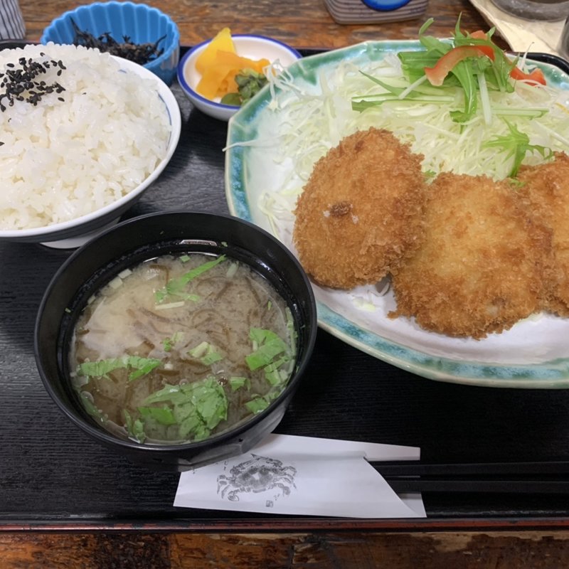 まぐろメンチカツ定食(まるたか )