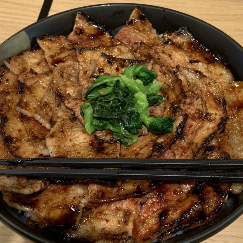 豚丼(修士)(豚大学 新宿校舎)
