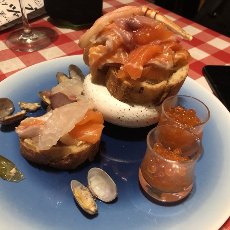 海鮮ブルスケッタ(炉端イタリアン ICORIBI 堂島)