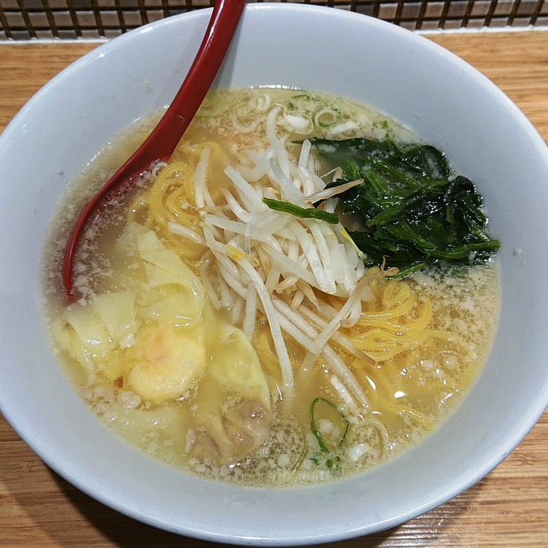 サービスわんたん麺（塩味）(雲呑好 エキュート立川店)