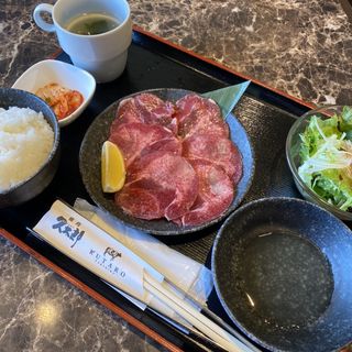 牛タン塩定食(焼肉KUTARO 塚口店 （クタロウ）)