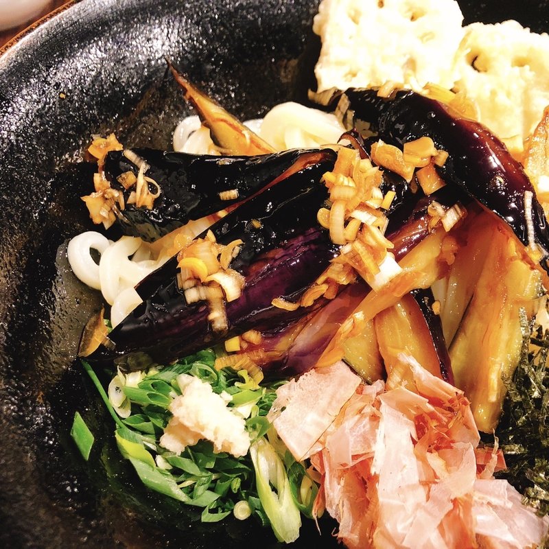 揚げナスのぶっかけ(冷)(豊前裏打会 萬田うどん)